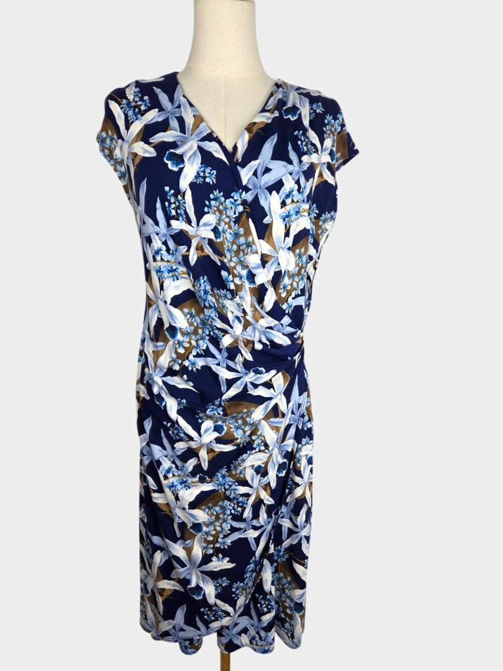 Tommy Bahama Dress M Floral Print V-Neck Blue Cap Sleeve Stretch Tropical Wrap